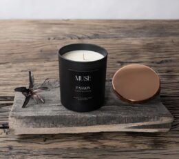 Muse Luxury Candle – Passion
